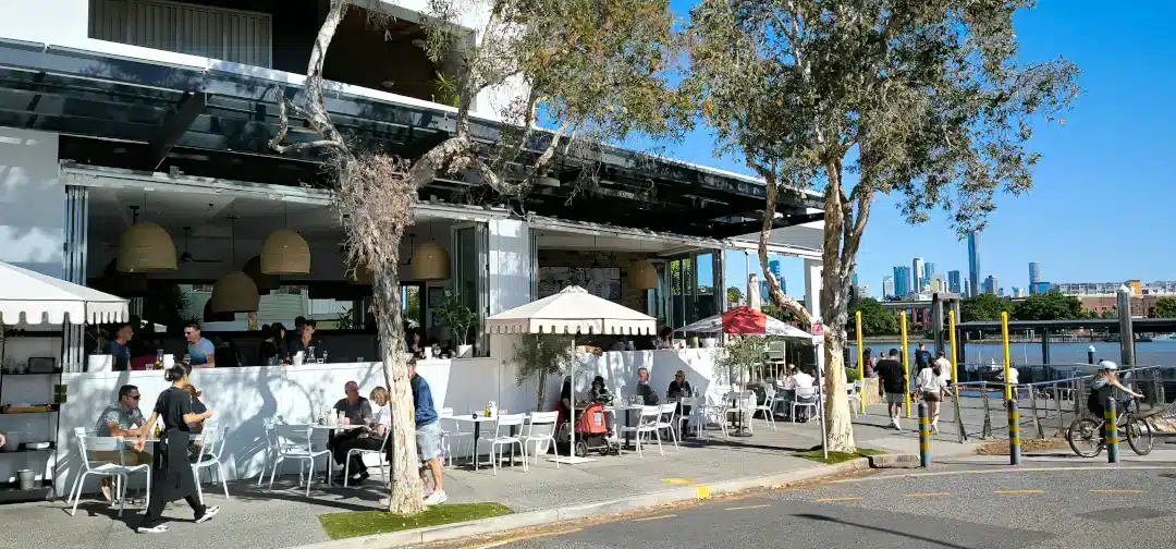 Bulimba Livestyle Bulimba Cafe Livestyle at the rive. Photo taken Buyers Agent Bulimba