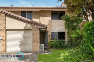 Off-Market Townhouse in Edens Landing