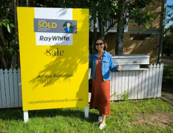 Happy Buyers Scout's Client  - Hong